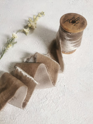 STONE SILK VELVET RIBBON