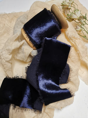 INK NAVY SILK VELVET RIBBON